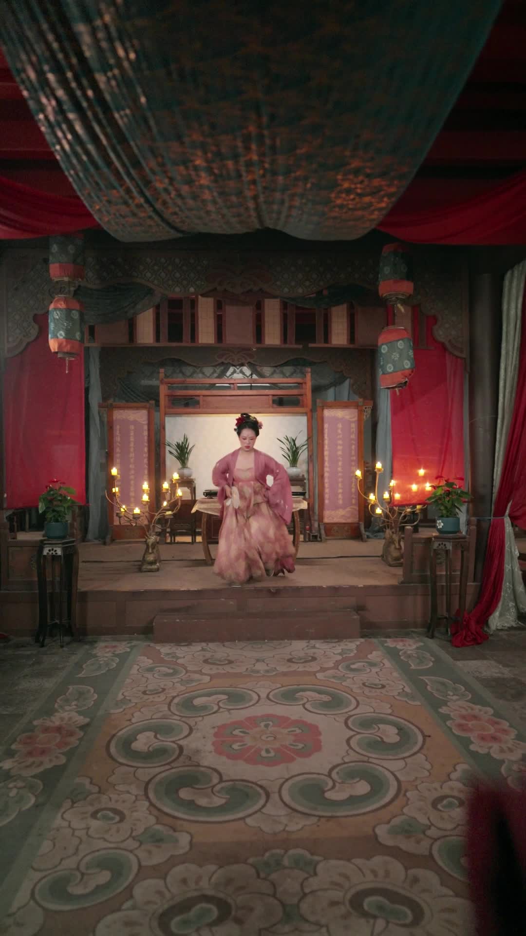 Folge 32 - Die Kronprinzessin ist ein Fake